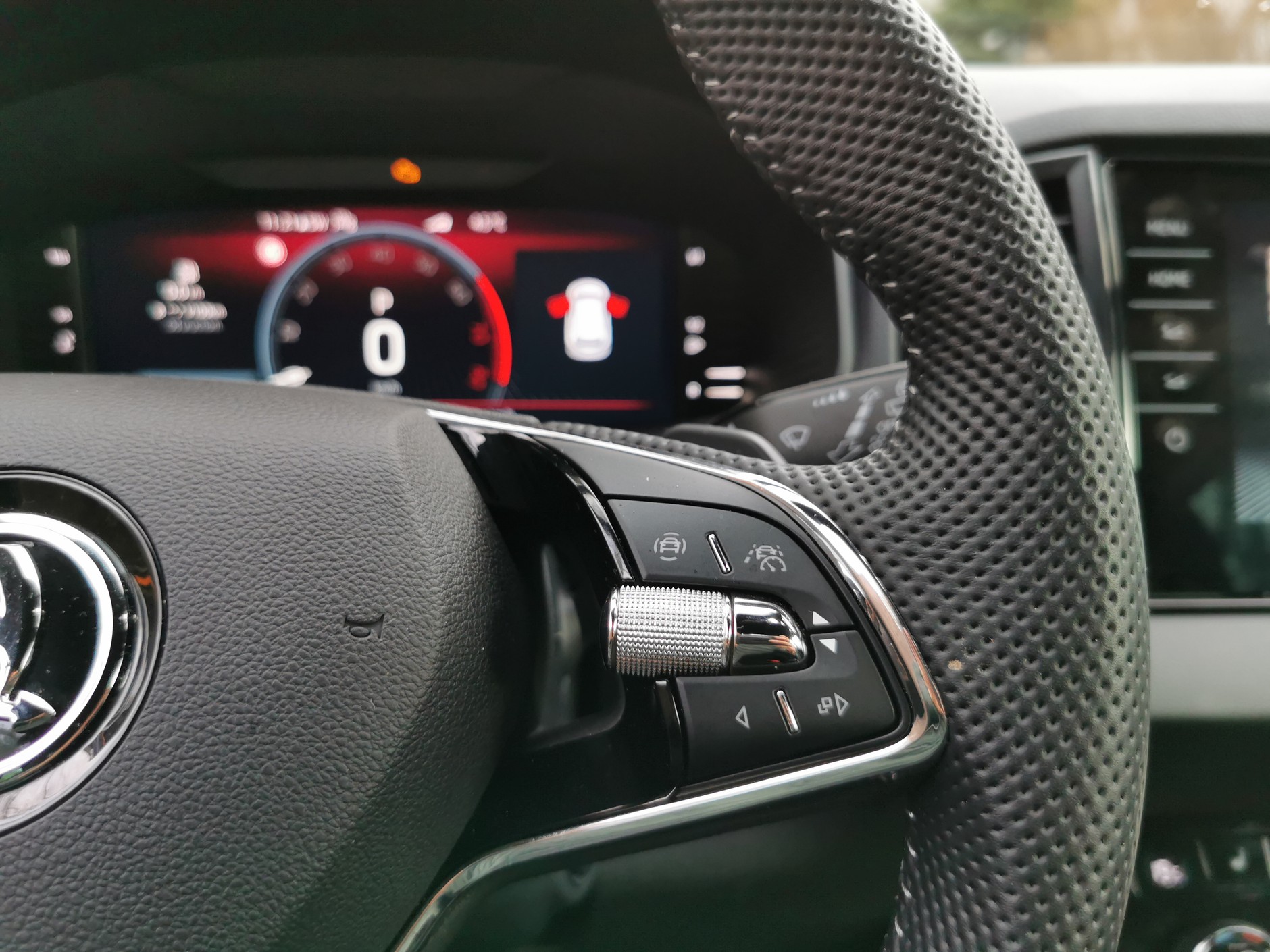 Skoda Karoq 2.0 TSI 190 KM 4x4 2023