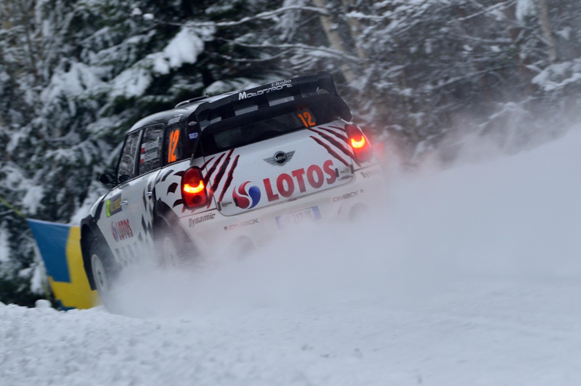 Rajd Szwecji 2013: Sołowow, Kościuszko i Kabaciński z tarczą