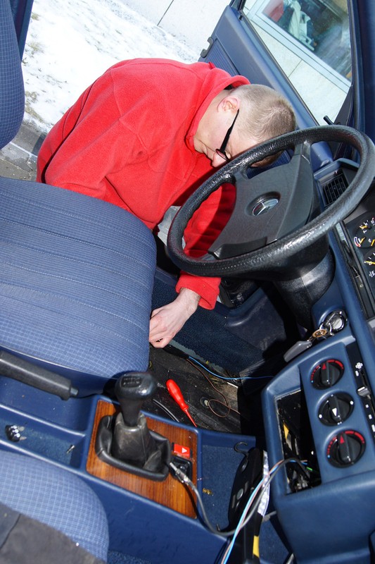 Montaż automatycznej anteny krok po kroku