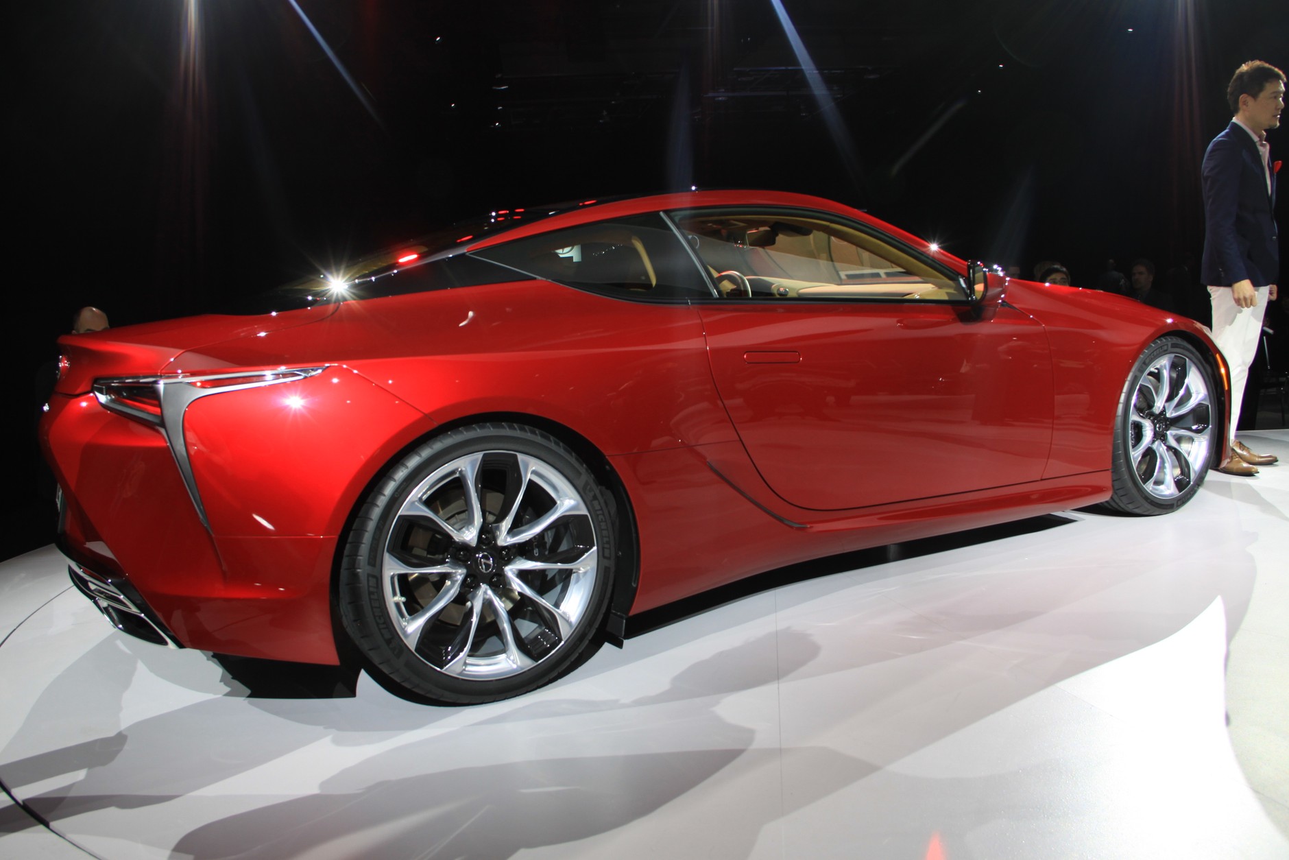 Lexus LC500 (Detroit 2016)