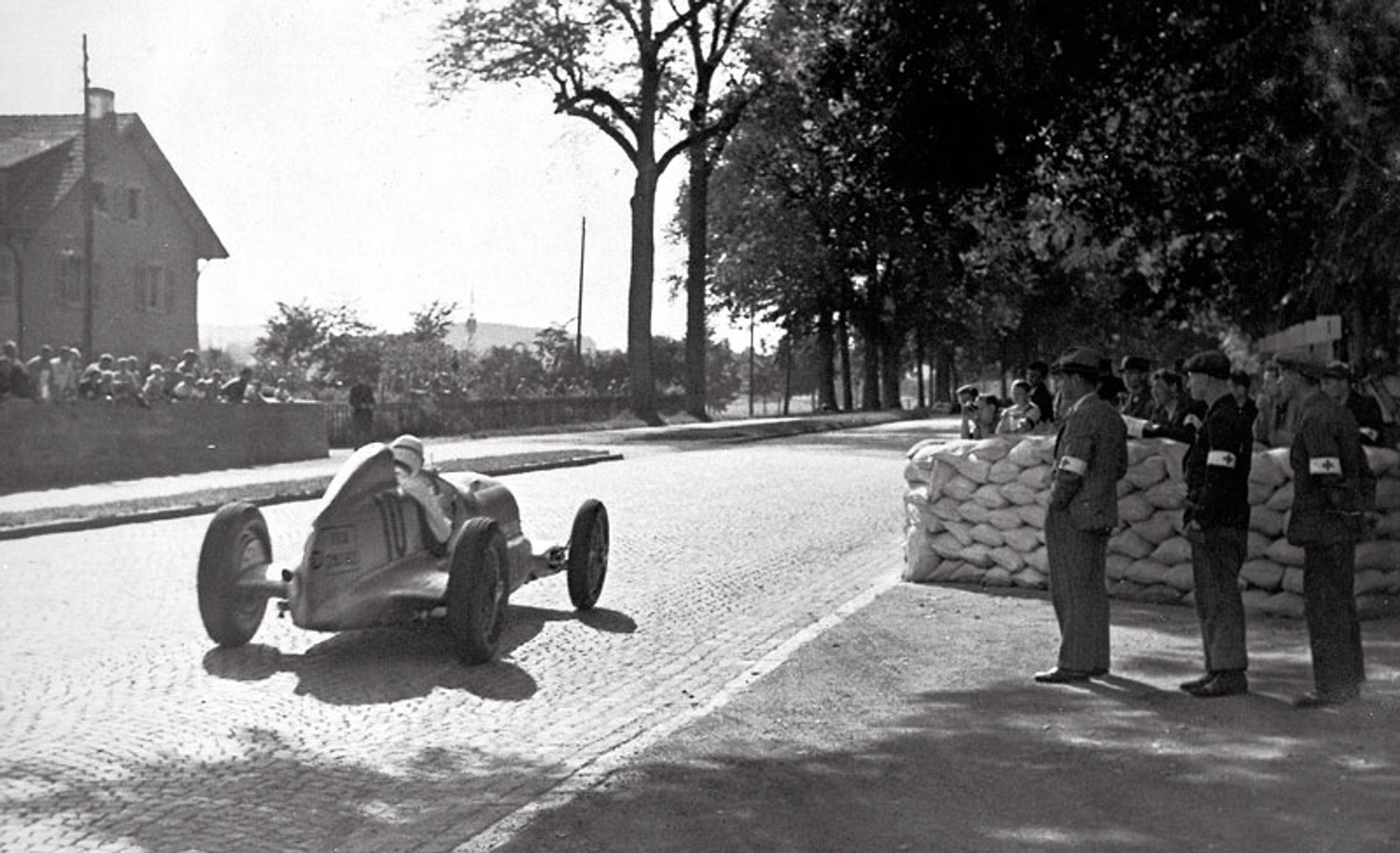 Mercedes-Benz: srebrne strzały w okresie przedwojennym