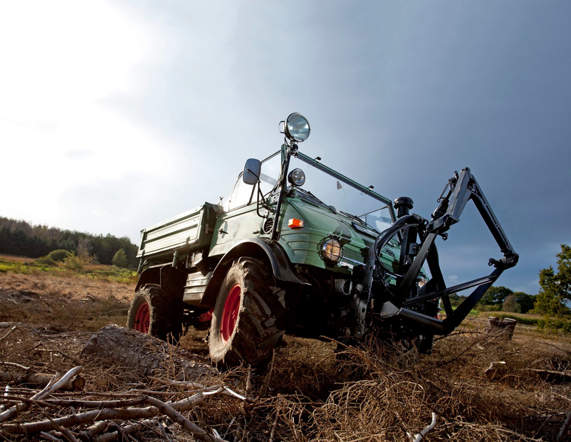 Unimog 406 - klasyk na ciężkie warunki