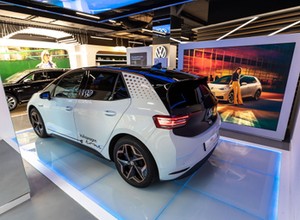 W tym kraju już w 2024 r. nie będą sprzedawać spalinowych Volkswagenów
