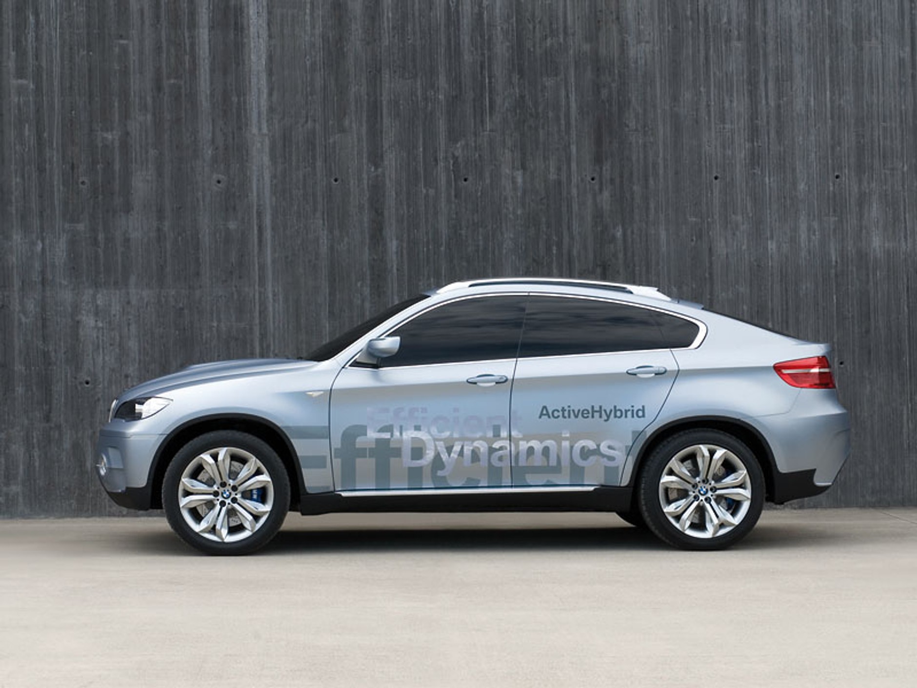 IAA Frankfurt 2007: BMW Concept X6 ActiveHybrid