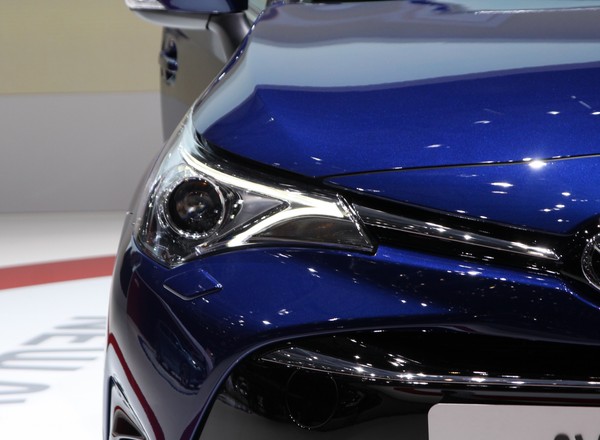 Nowa Toyota Avensis w szczegółach (Genewa 2015)