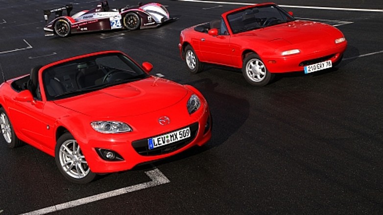 Mazda MX5 świętuje na torze Le Mans