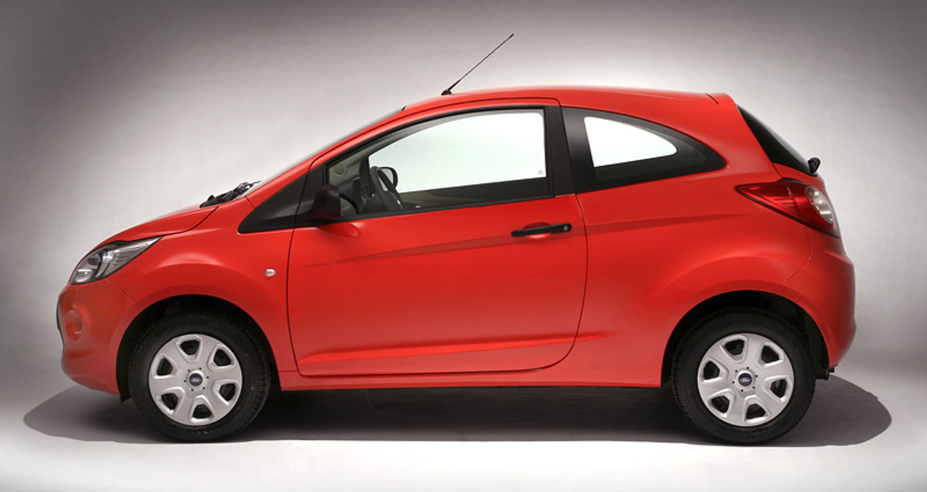 Ford: pierwszy egzemplarz Ka jutro zjedzie z taśmy