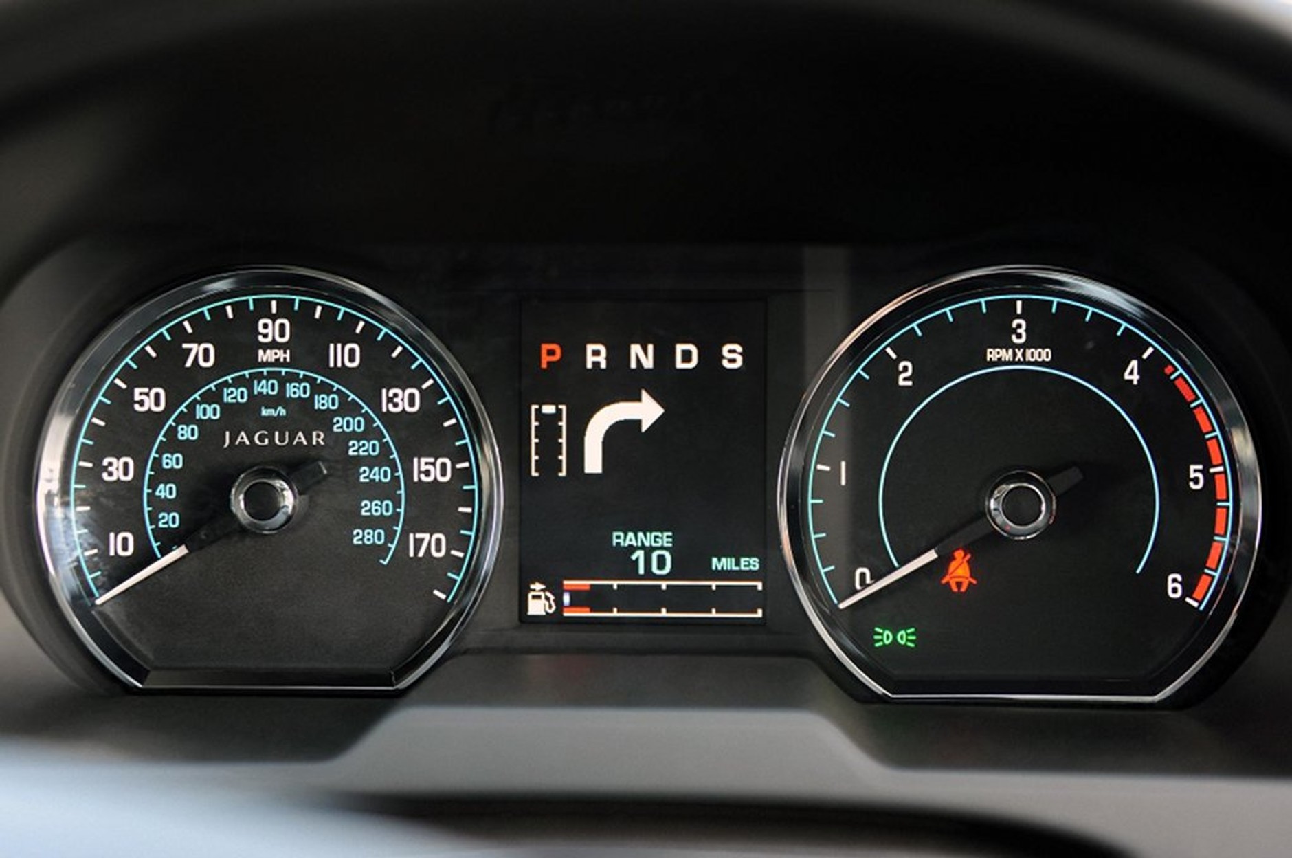 Jaguar też może być oszczędny