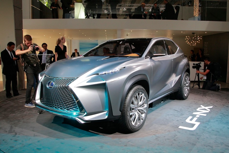 Lexus na IAA 2013: futurystyczny crossover