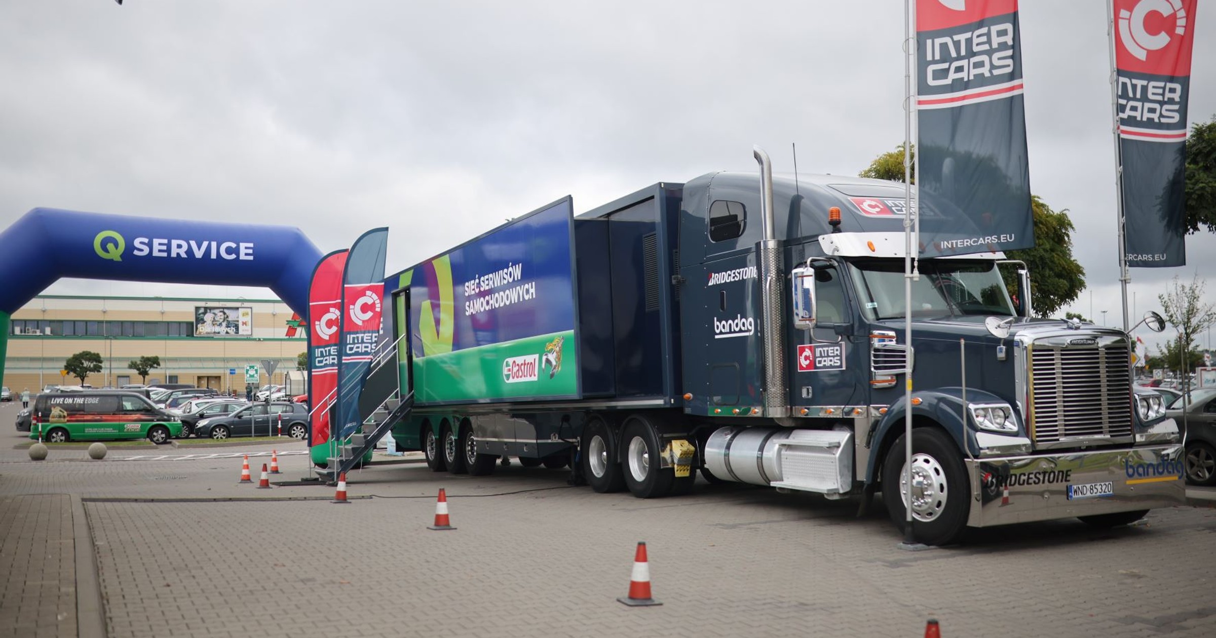 Konferencja prasowa Q Service Castrol - 1