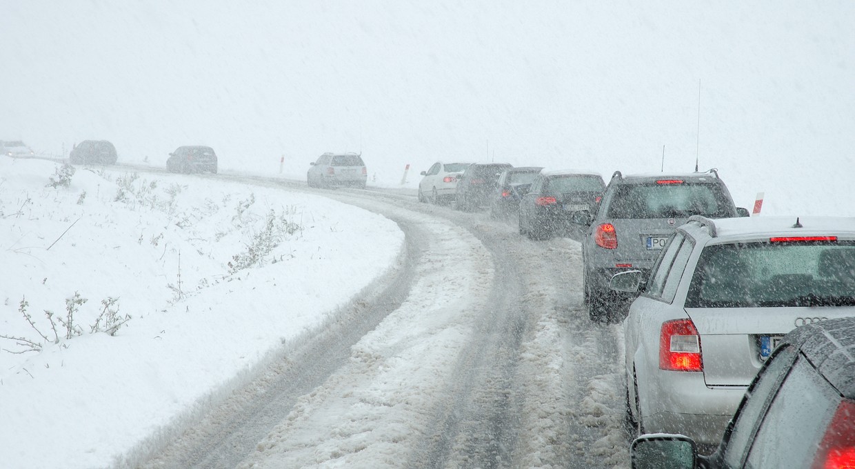 Nadchodzi zima. IMGW ostrzega. Alerty drugiego stopnia