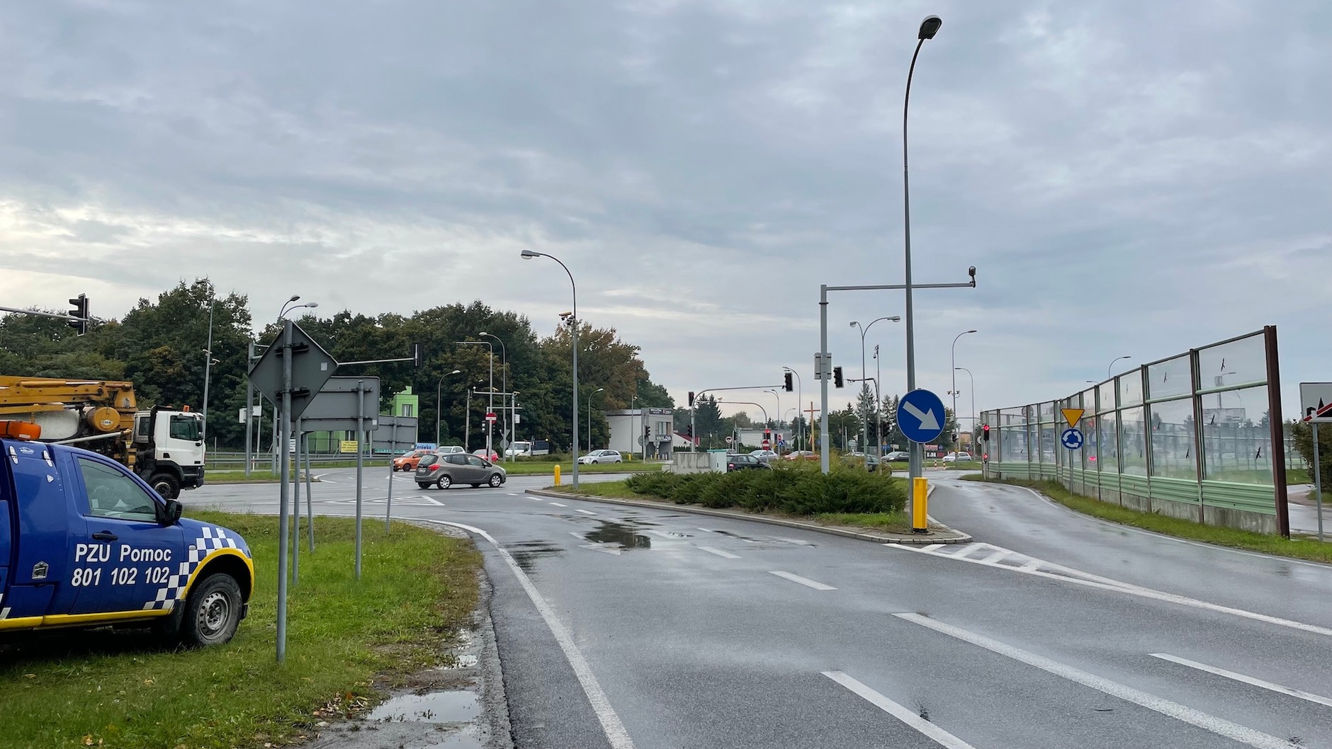 Skrzyżowanie w Jabłonnie – tu pomoc drogowa ma dużo pracy