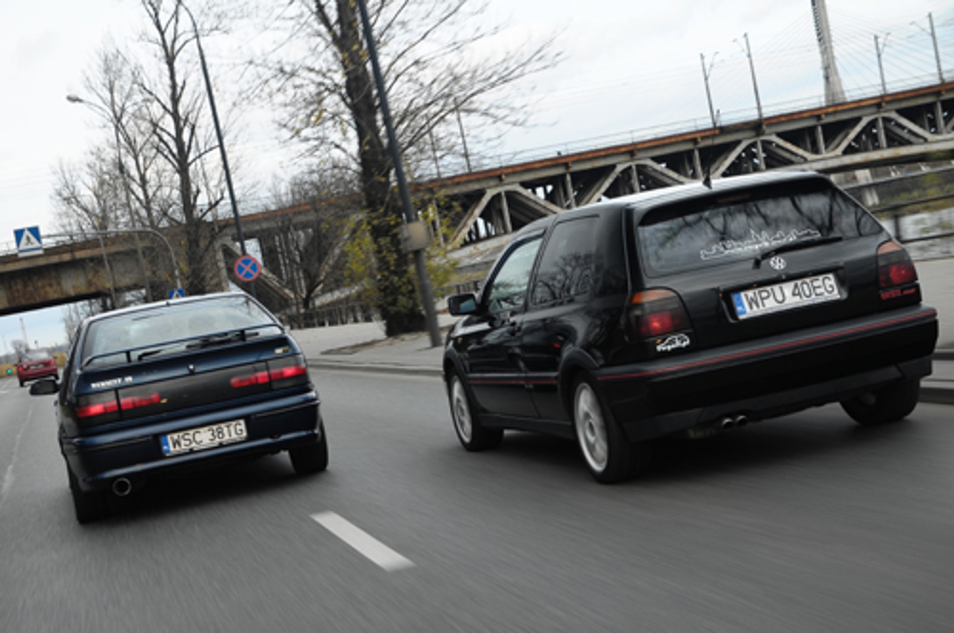 Renault 19 1.8 16V kontra VW Golf III GTI - Sposób na tanie ściganie