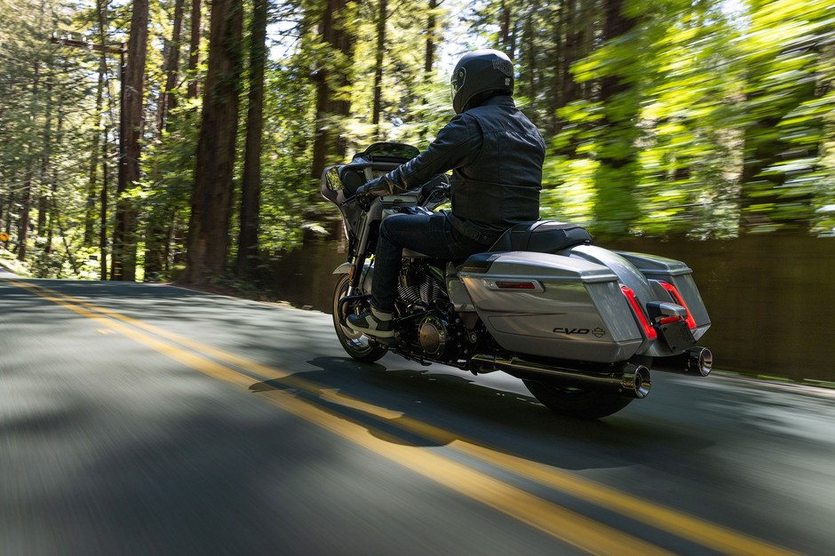 Harley-Davidson CVO Street Glide  2023