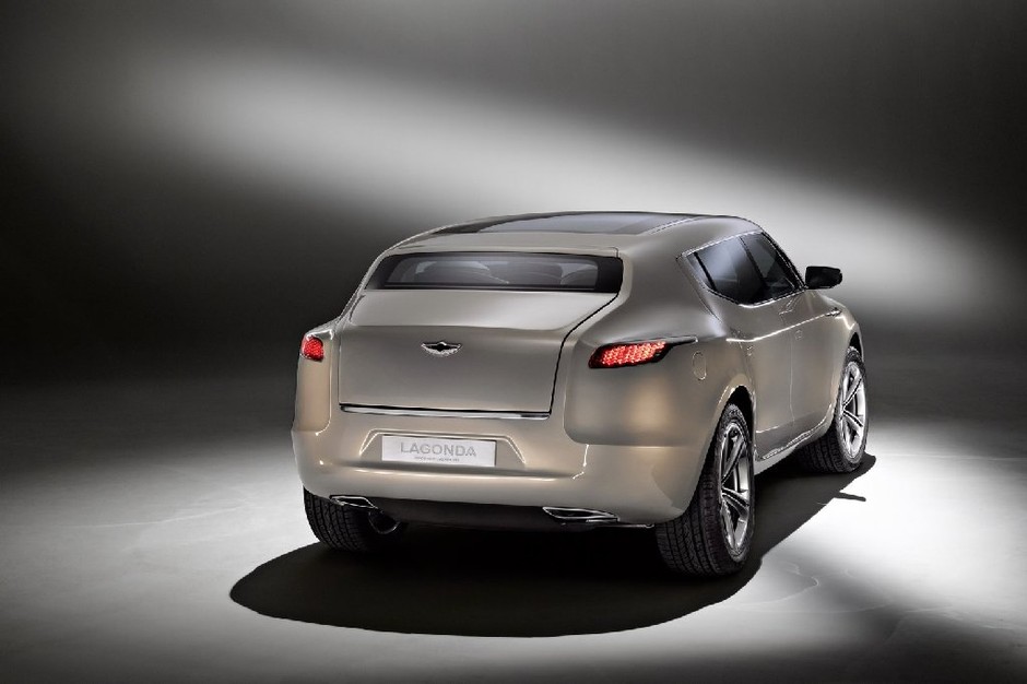 Aston Martin Lagonda - Brzydkie kaczątko w stylu retro