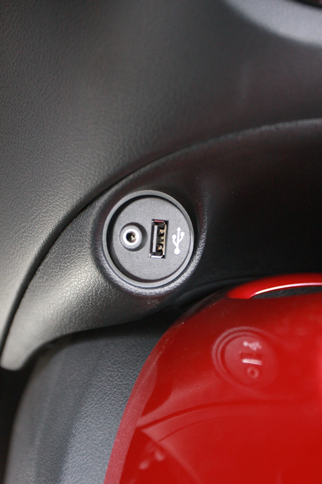 Nissan Juke: wsiąść do pojazdu niebanalnego