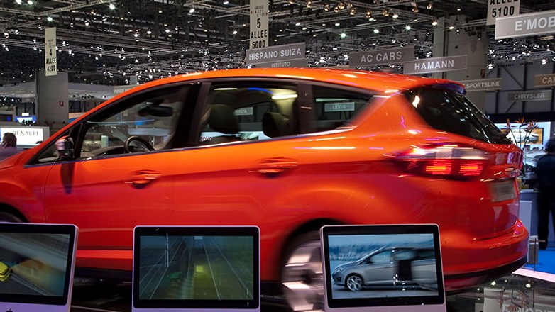 Genewa 2010: Ford - nowa rodzina C-MAX dla pięciu bądź siemiu osób (galeria)