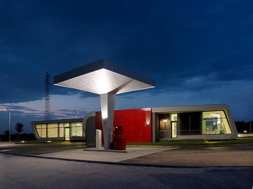 Stacja inna niż wszystkie