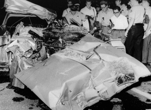 Jak wypadki zmieniają świat. Fragment książki "Crash historie"