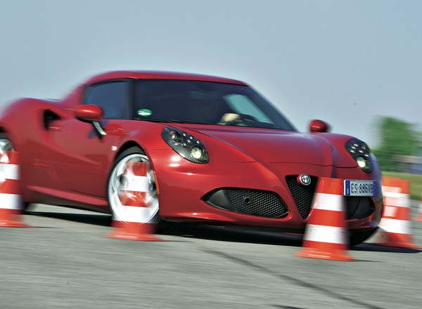 Alfa Romeo 4C: włoski przedmot pożądania