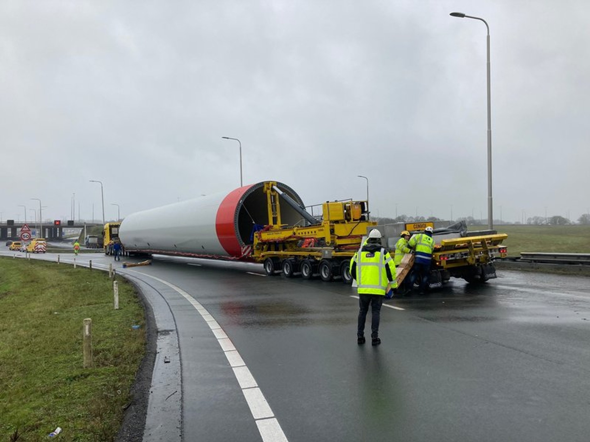 Wypadek wieży turbiny wiatrowej w Holandii