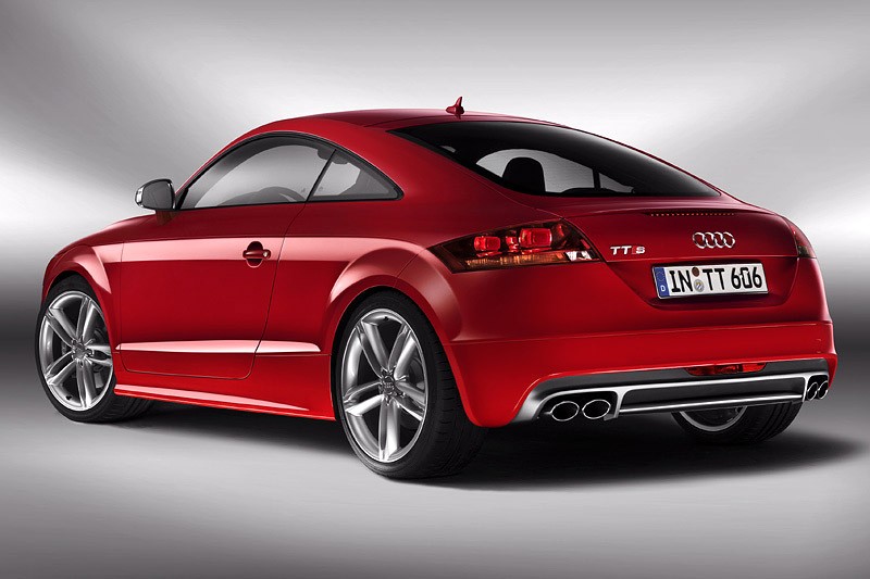 Audi TTS: 200 kW z 2,0 TFSI (oficjalne informacje)