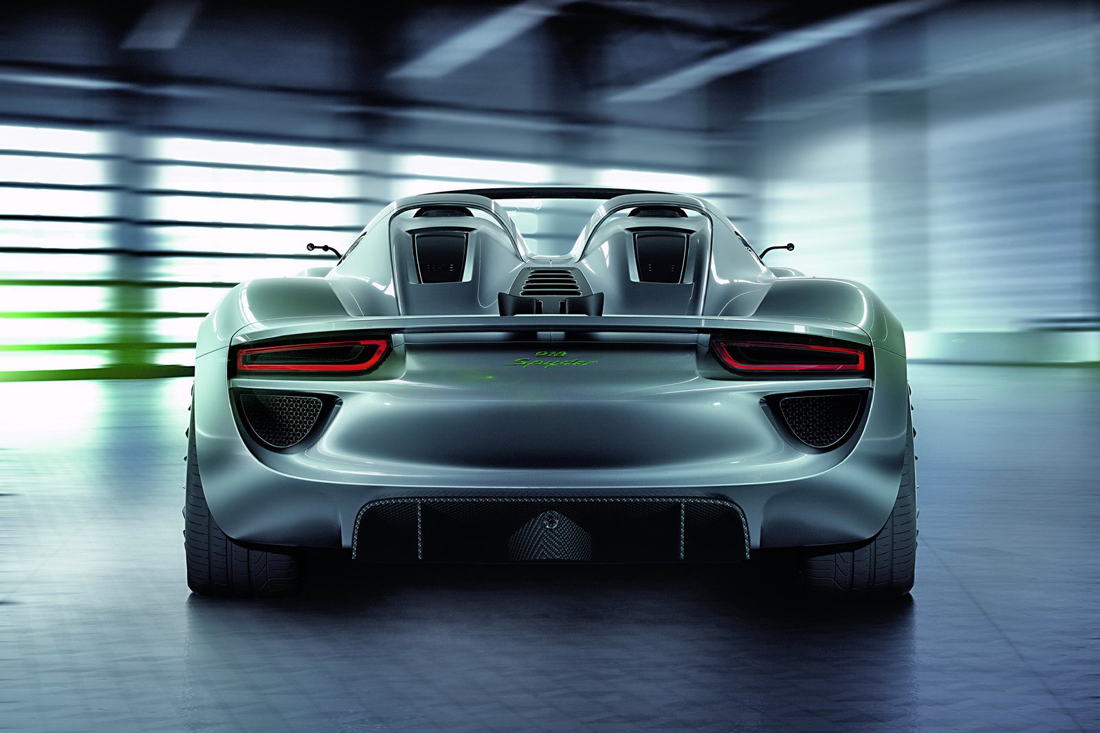 Porsche 918 Spyder 718HP