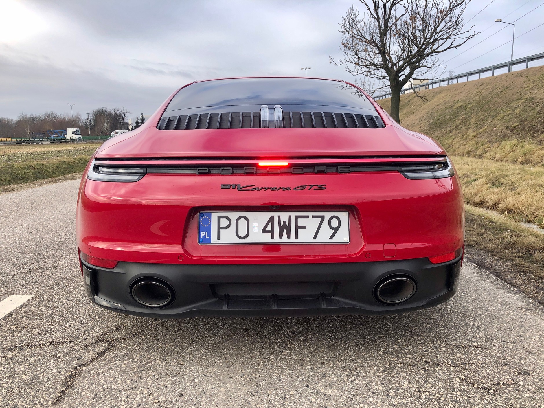 Porsche 911 Carrera GTS