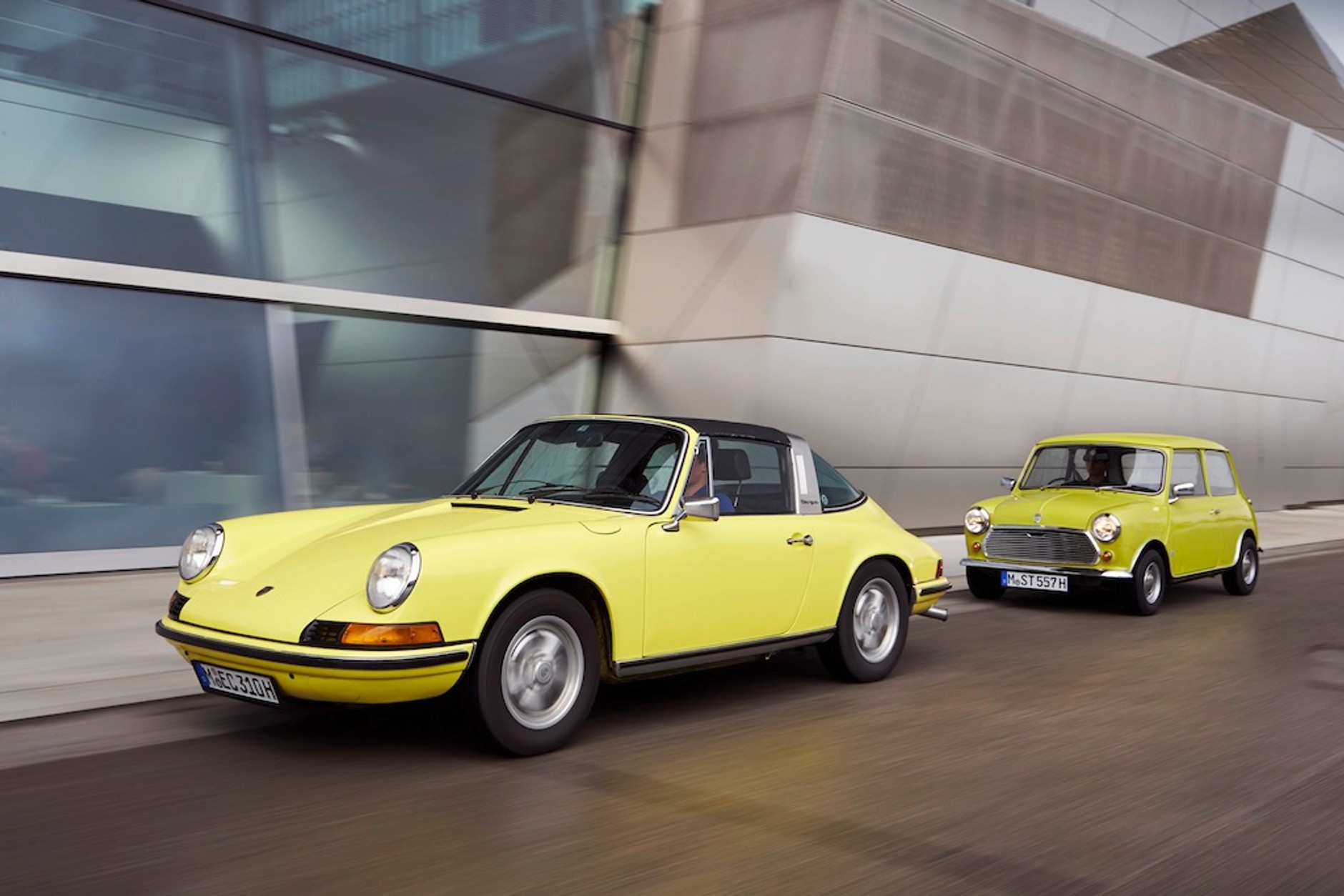 Porsche 911 i… Mini