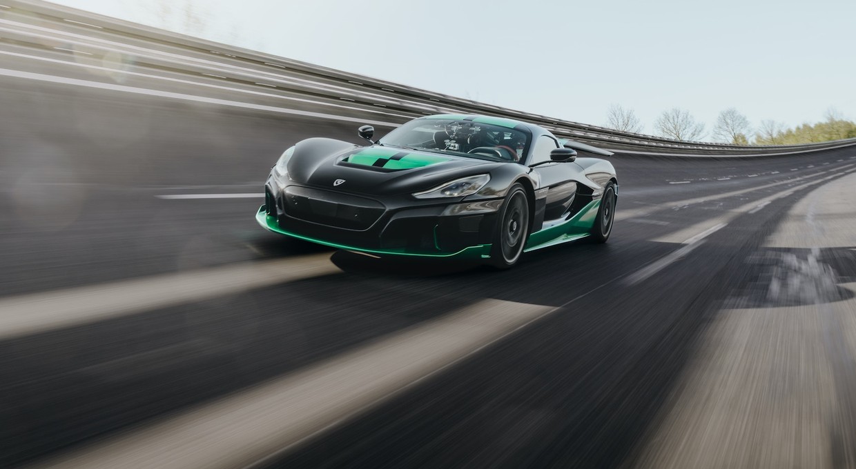 Rimac pozamiatał. W jeden dzień Nevera ustanowiła aż 23 rekordy [WIDEO]