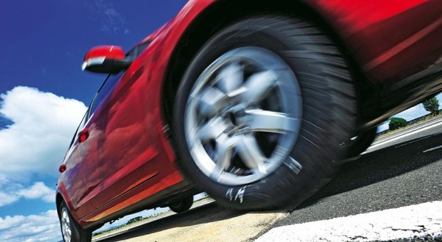 Top 10 - najpopularniejsze opony całoroczne w rozmiarze 225/55 R16 95V