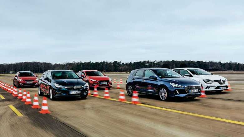 Kompaktowe przetasowanie - nowy Hyundai i30 kontra Mazda 3, Opel Astra, Peugeot 308 i Renault Megane