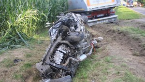 Tragiczny wypadek. Aż trudno uwierzyć, że to kiedyś było auto. Kierowca zginął na miejscu