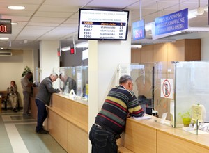 Od 1 września za dowód rejestracyjny i za prawo jazdy będzie można płacić Blikiem