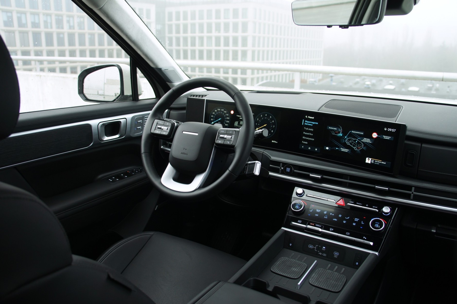 Hyundai Santa Fe Hybrid