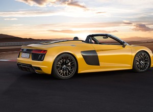 Audi R8 V10 w odmianie Spyder - wiosna w pełni