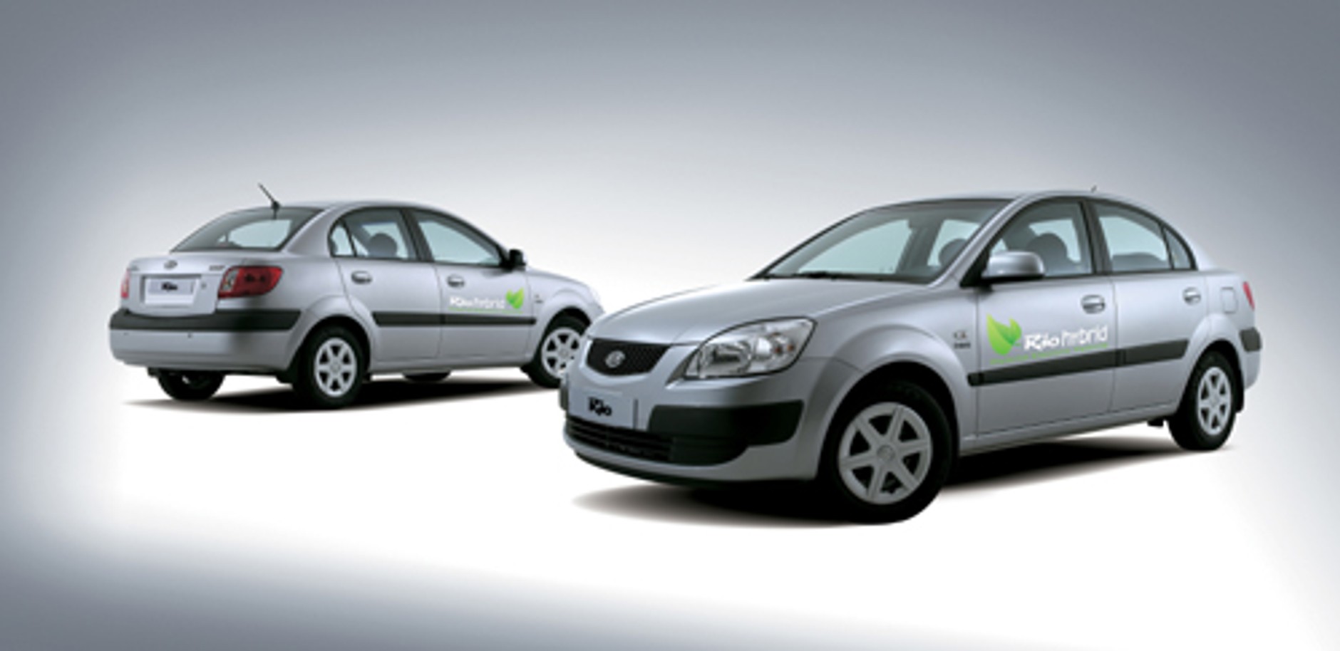 Kia Rio Hybird - Kia dołącza do gry