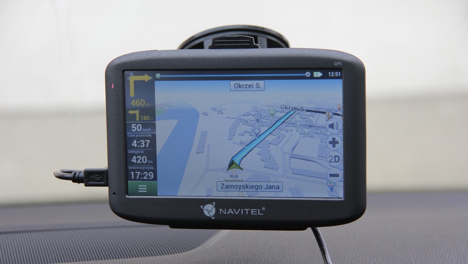 Navitel_E500_manewry_jeden_po_drugim