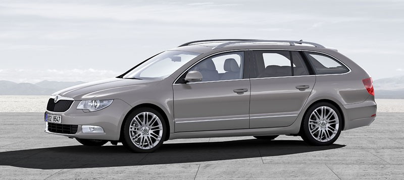 Škoda oficjalnie rozpoczęła produkcję Superba Combi