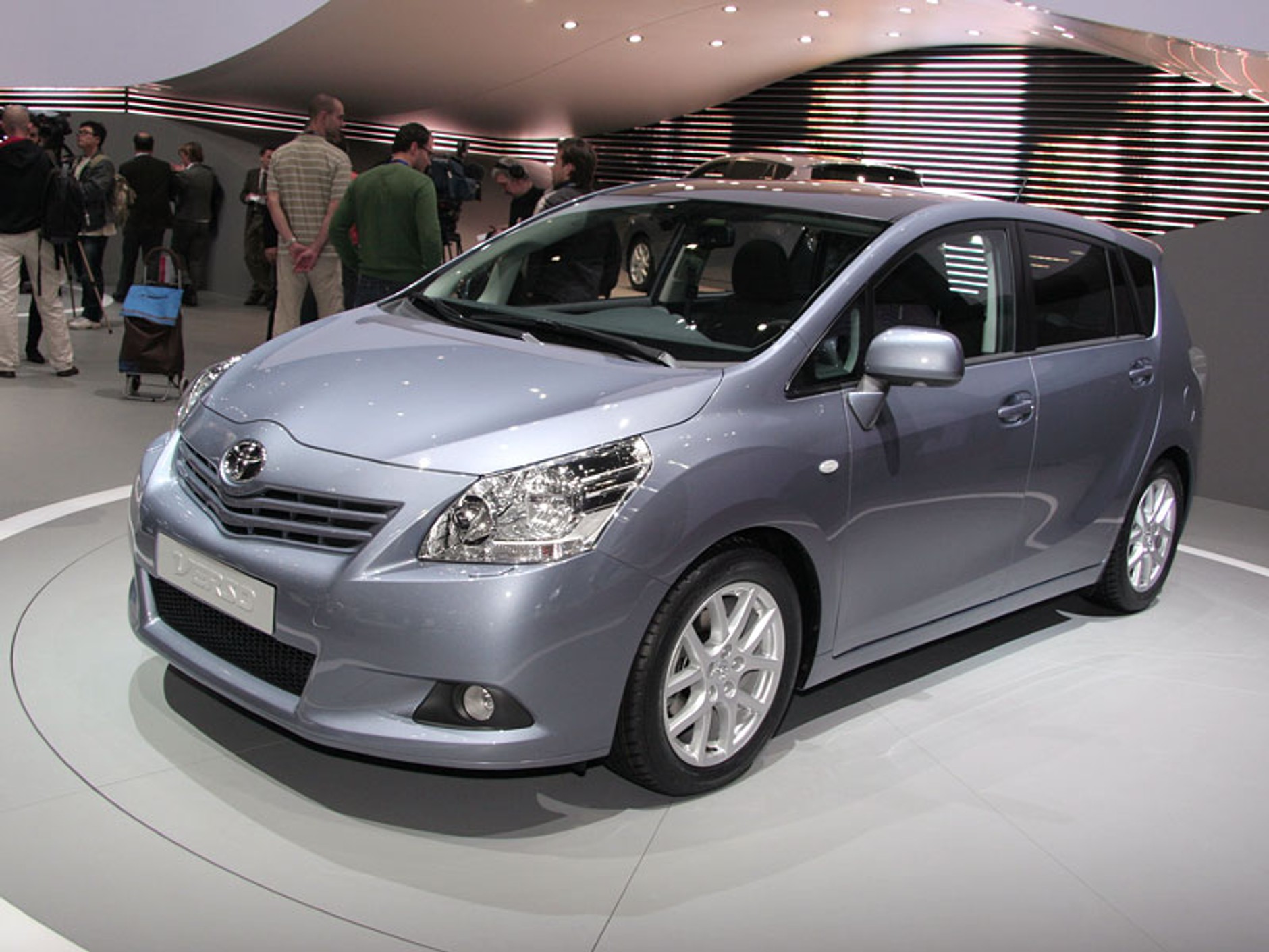 Genewa 2009: Toyota Verso – nowe 7-miejscowe MPV