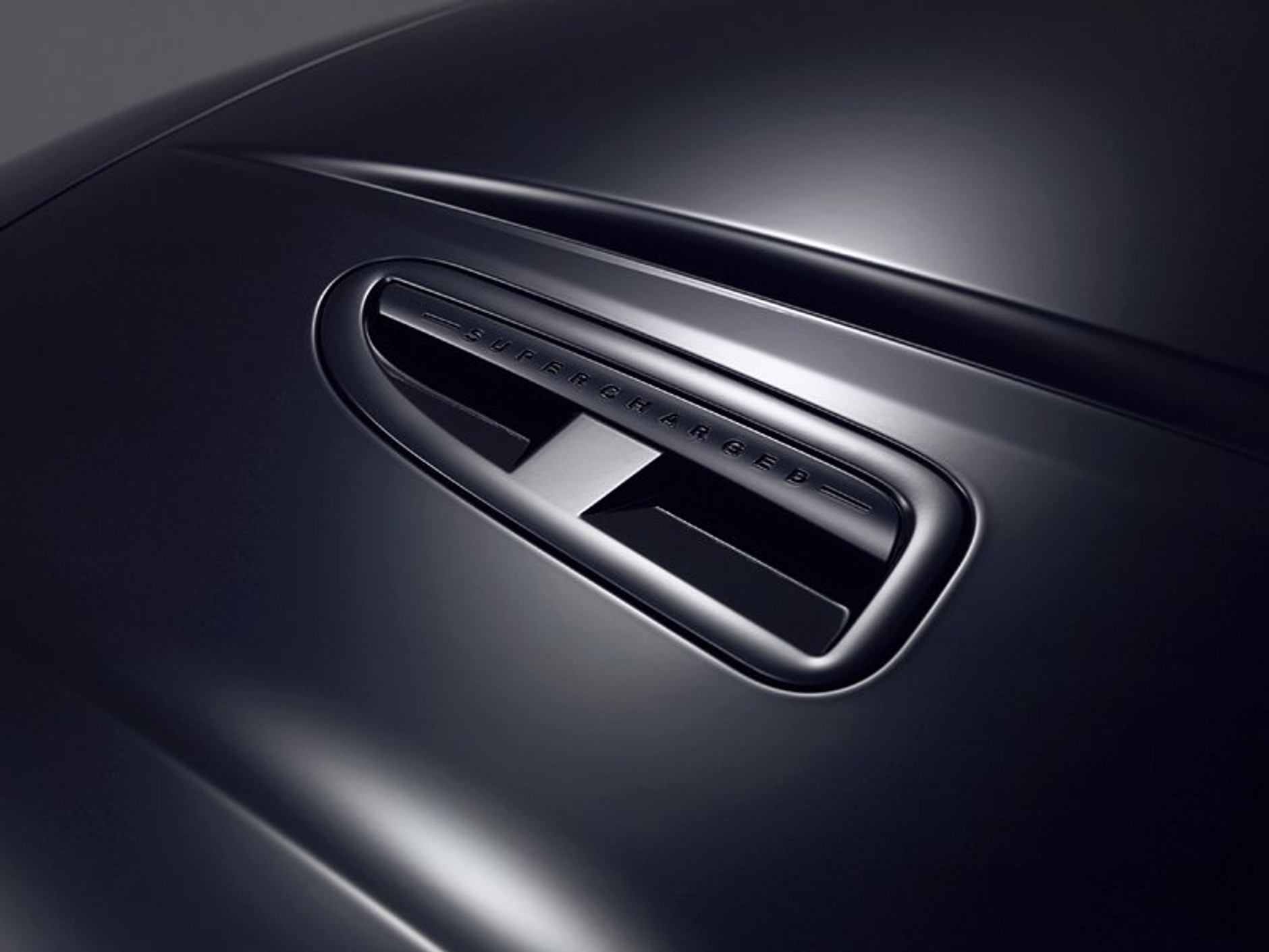 Genewa 2007: Jaguar XKR Portfolio