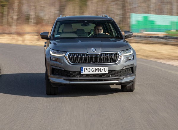 Duży, rodzinny SUV Skody z dieslem i "automatem". Świetny zestaw, ale czy 150 KM to nie za mało?