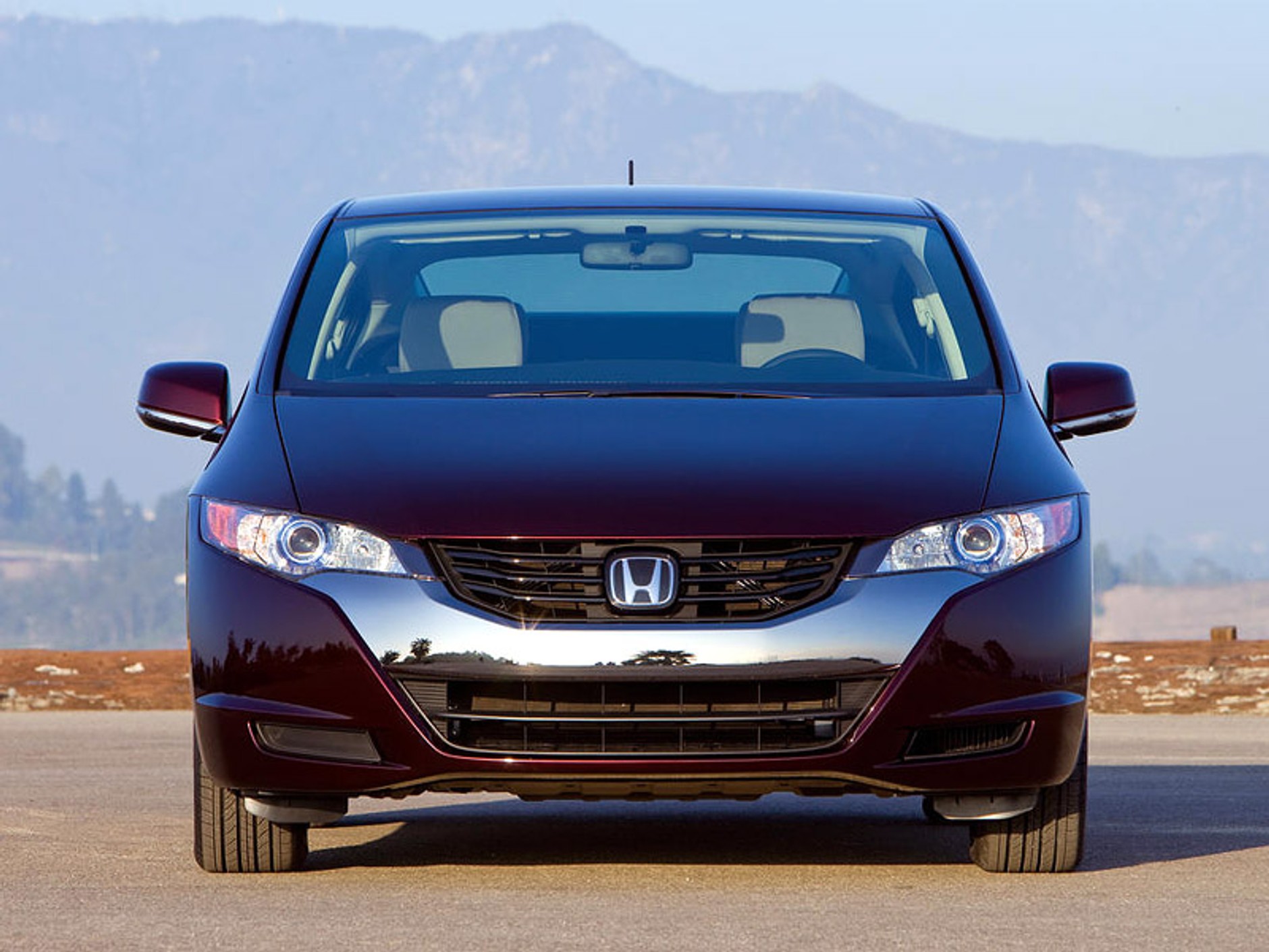 LA Auto Show 2007: Honda FCX Clarity – czysta przyszłość