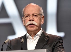Mercedes będzie mieć nowego szefa. Słynny boss z sumiastym wąsem odchodzi ze stanowiska