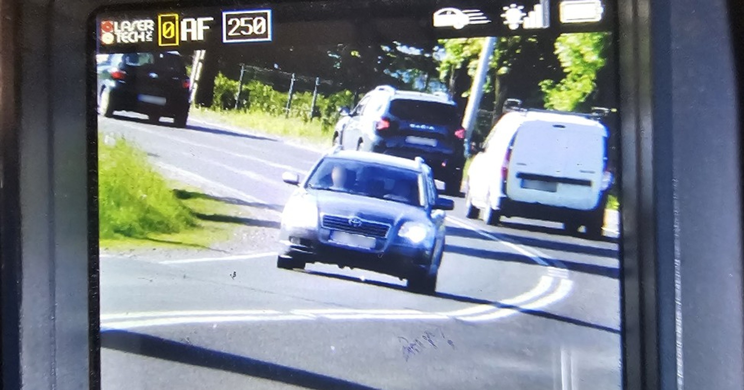 Obraz pochodzący z serwisu https://bialystok.policja.gov.pl/po2/aktualnosci/95590,Nietrzezwy-bez-uprawnien-wpadl-bo-przekroczyl-predkosc.html