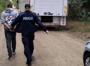 Twarz kierowcy tira zaniepokoiła policjanta. Zaskakujący finał na DK 53