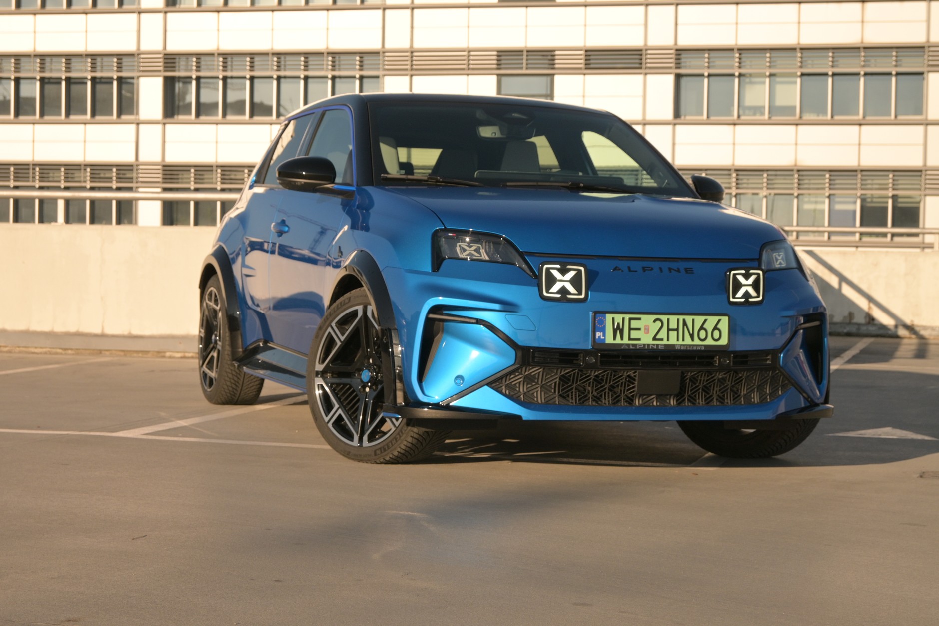 Alpine A290