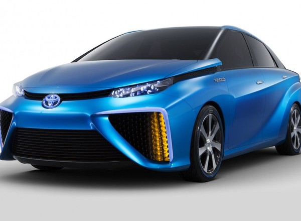 Pierwsza seryjna Toyota z napędem wodorowym