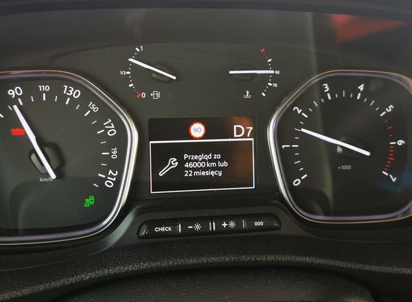 W jakim wieku lepiej sprzedać auto? Po tej granicy ryzyko awarii drastycznie wzrasta