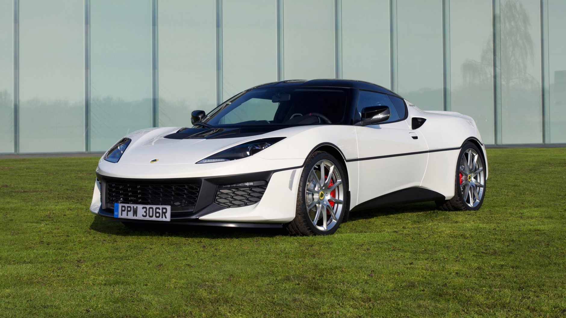 Lotus Evora Sport 410 - na cześć Jamesa Bonda